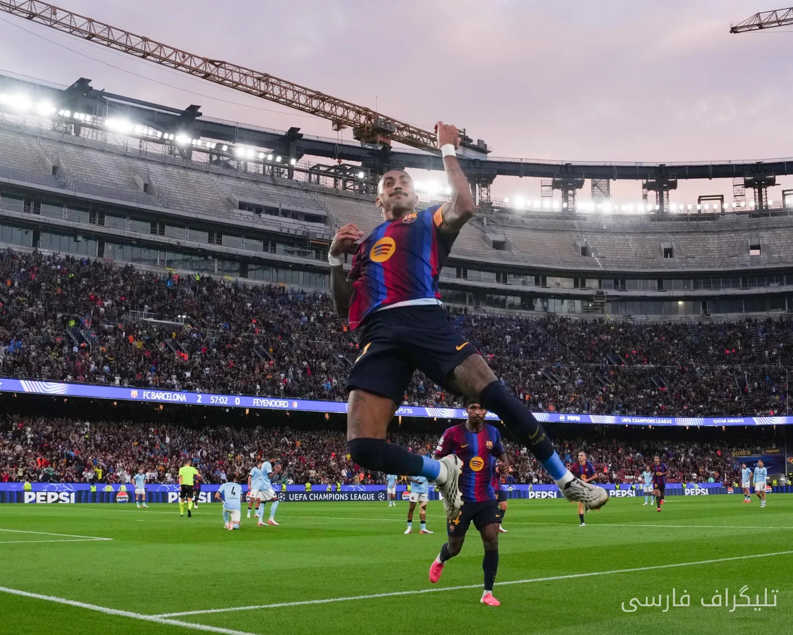 Barcelona Crushes Feyenoord with Rafinha's Brilliance!