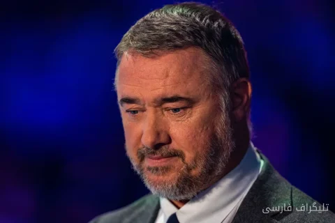 استیون هندری به استن مودی توصیه می‌کند: «این کاملاً اشتباه بود»